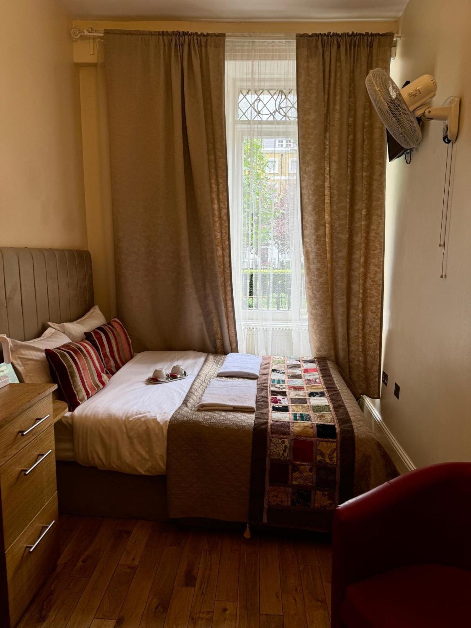 Abc Hyde Park Hotel Лондон Экстерьер фото